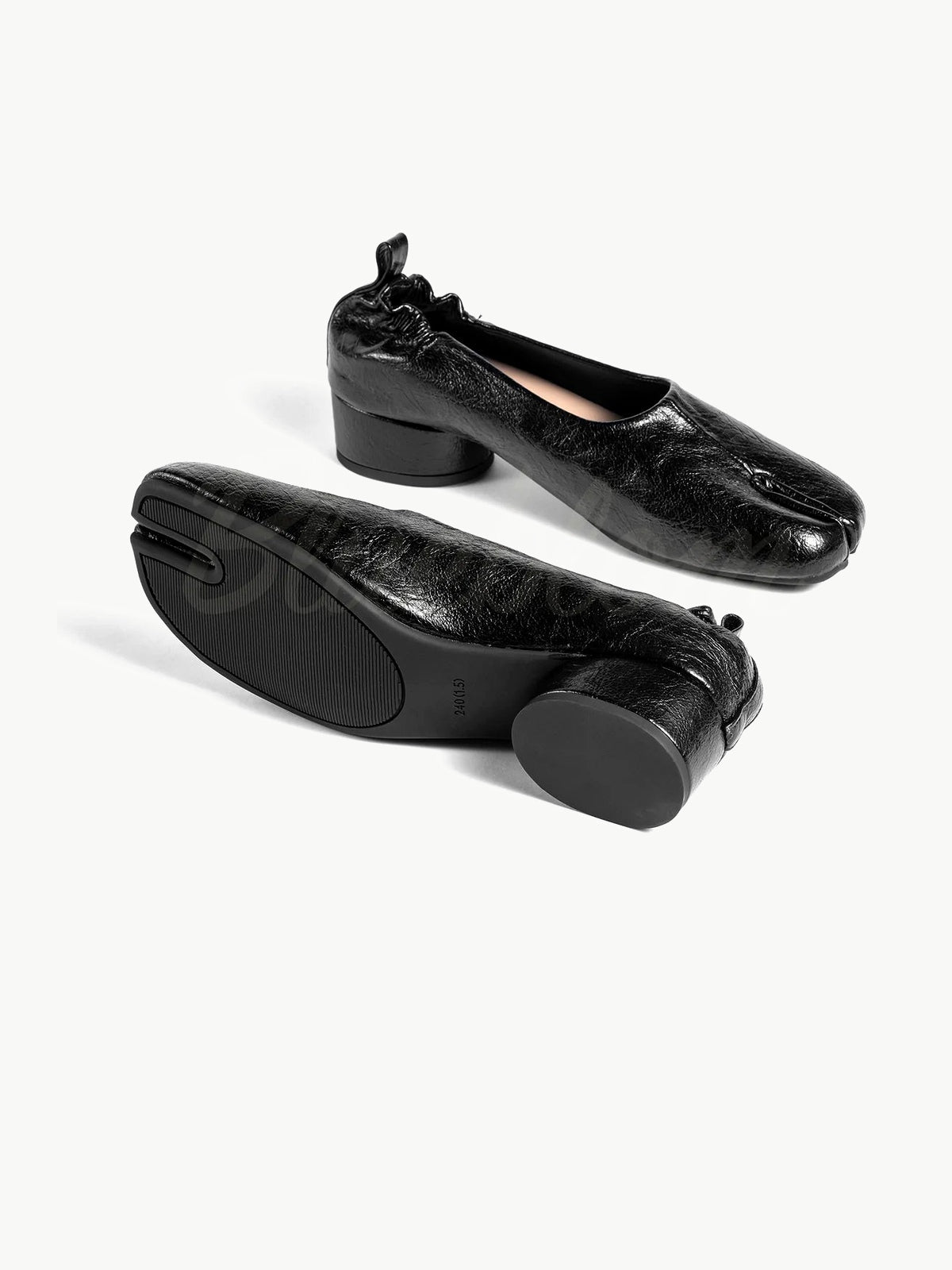 Black Thick Heeled Pleated Tabi Shoes