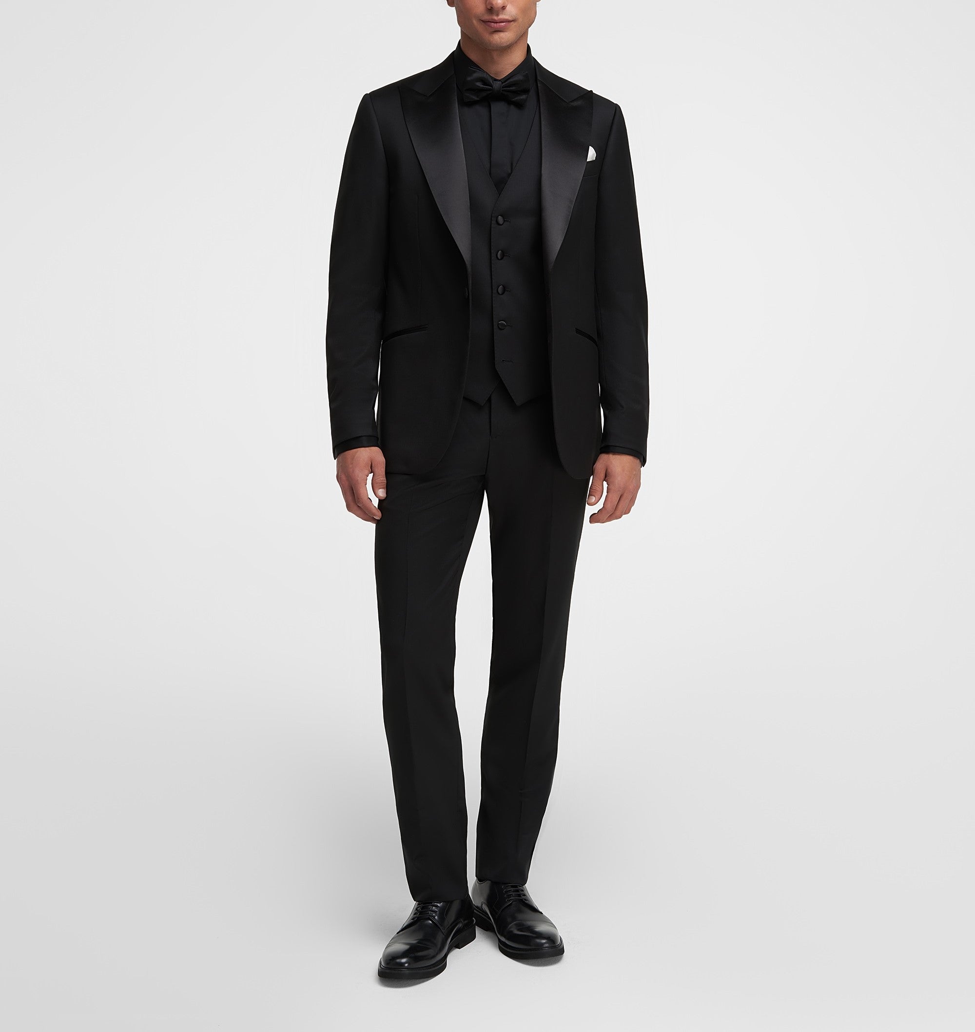 Fashion Men's 3 Pieces Flat Peak Lapel Tuxedos For Party (Blazer+vest+Pants)