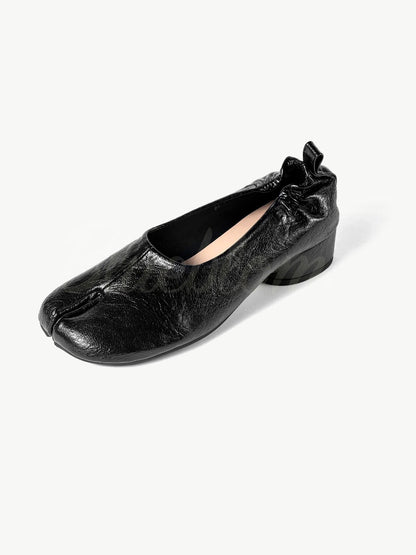 Black Thick Heeled Pleated  Tabi Shoes