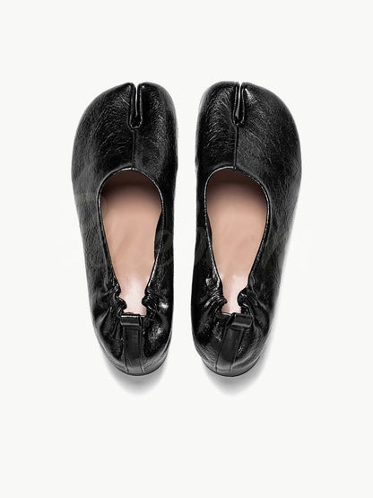 Black Thick Heeled Pleated  Tabi Shoes