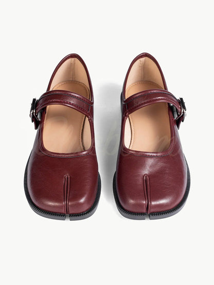 Red Adjustable Strap Tabi Mary Janes shoes